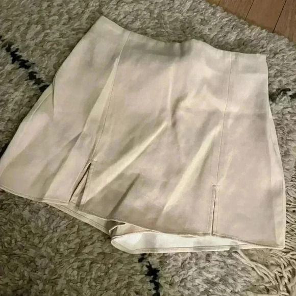 ZARA satin effect slit skort NWOT - Picture 4 of 7